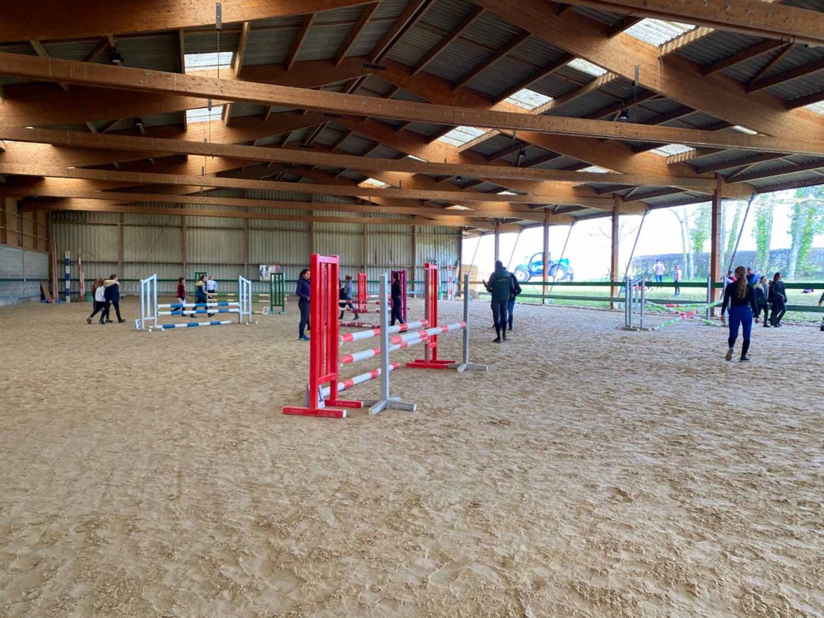 Challenge interne CSO aux Écuries du Rosey Challenge interne CSO aux Écuries du Rosey