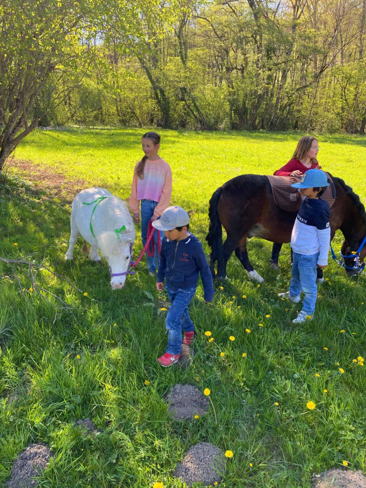 Le poney club des Écuries du Rosey fête Pâques !