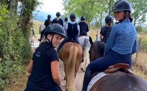 Retour sur nos stages de cet été 2022 aux Écuries du Rosey, poney club dans le pays de Gex