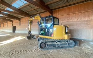 Changement de sable pour notre manège des Écuries du Rosey